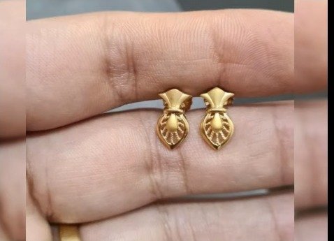 Small Gold Earrings Designs In 2 Grams For Daily Use