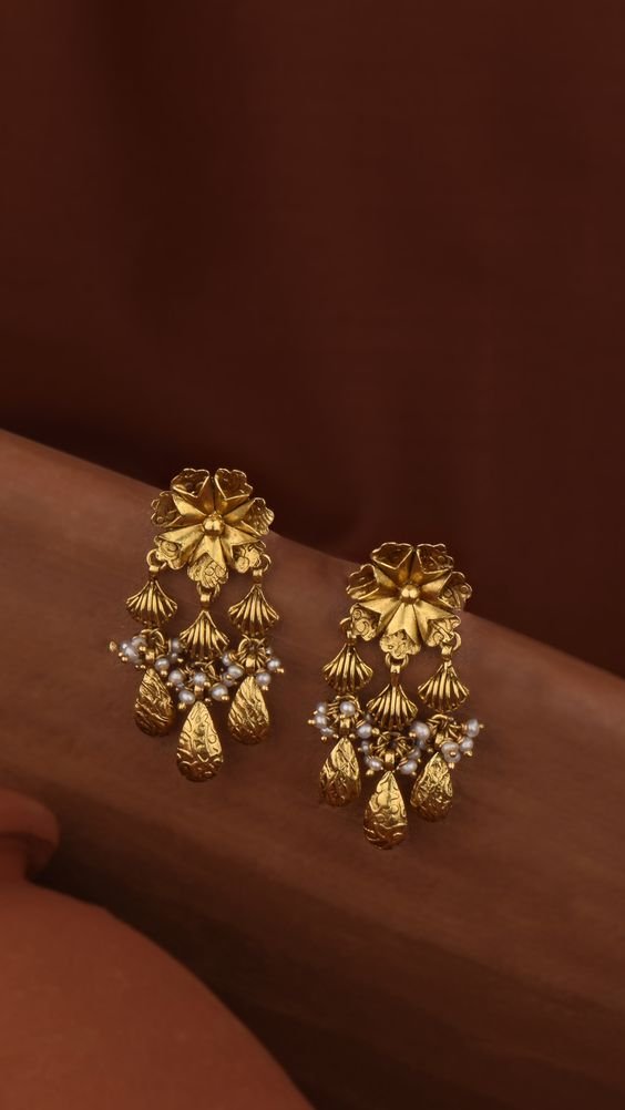 Beautiful pearl earrings
