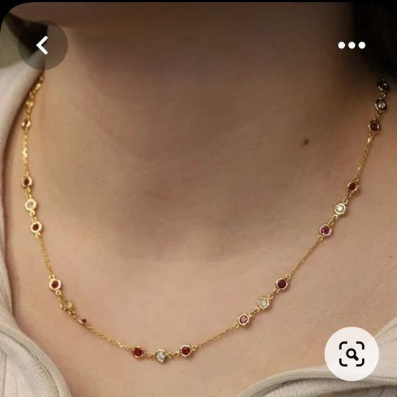 Stylish gold chain 