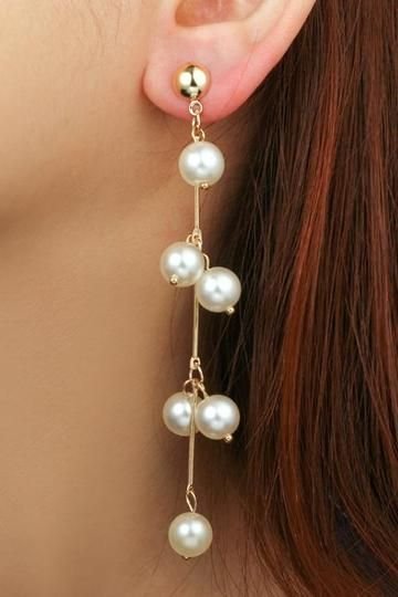Pearl earring design 