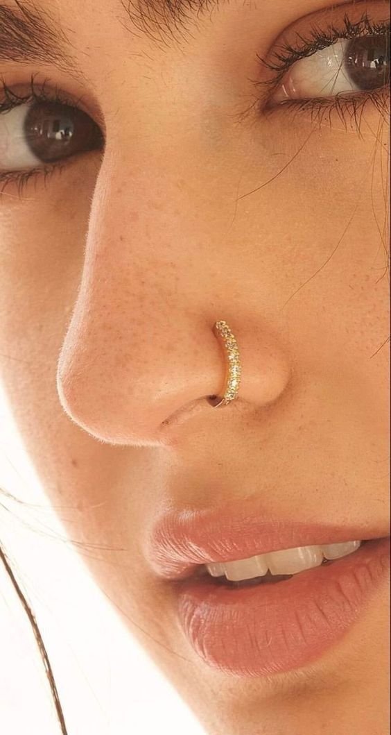 Nose pin design