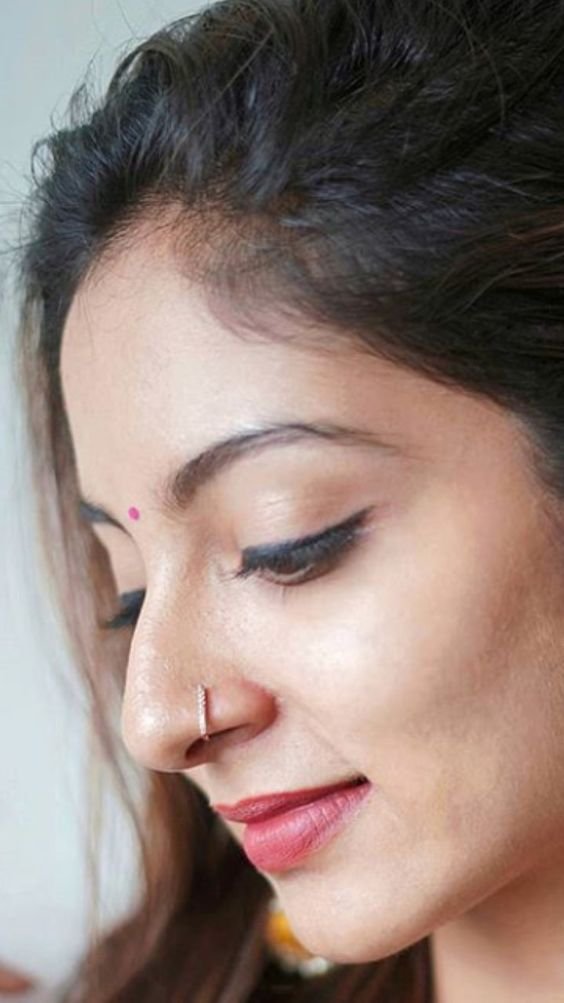 Stylish Nose pin designs 